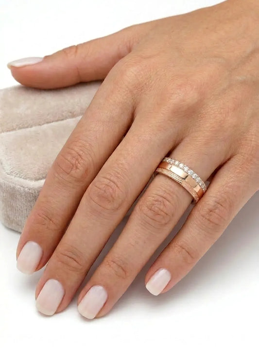 Pair of rose gold wedding rings with zircons, Milgrain