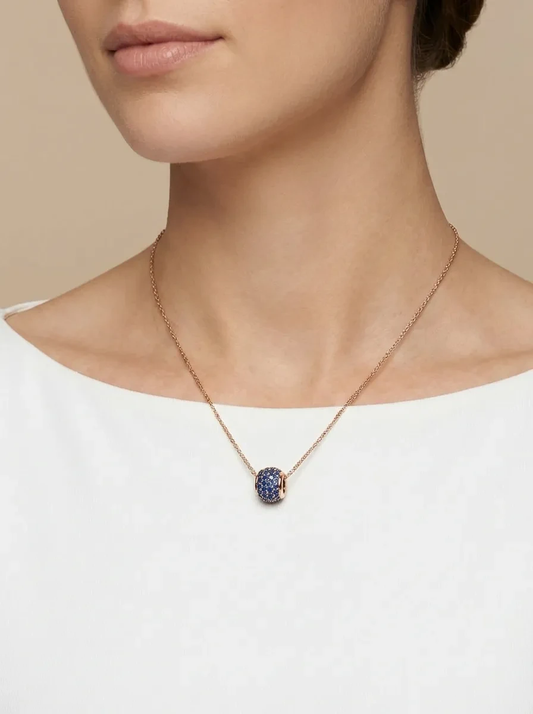 Gold pendant