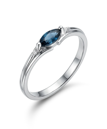 Ring with diamonds 0.03ct.